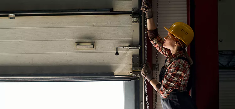 Addressing Common Garage Door Stoppage Issues in Franklin, WI